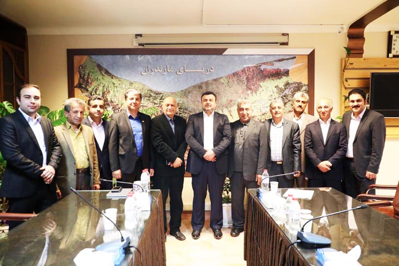 جلسه هیئت مدیره انجمن فلزی خانه صنعت و معدن با استاندار مازندران آقای حسین زادگان در سال 1396